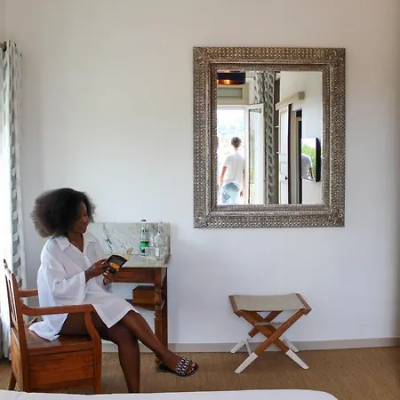 فندق مبيت وإفطار بي آند بي دو روك فليوري 3*