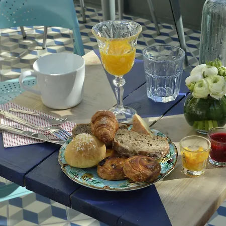 بي آند بي دو روك فليوري كان