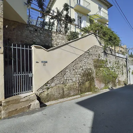 Bed & Breakfast Du Roc Fleuri