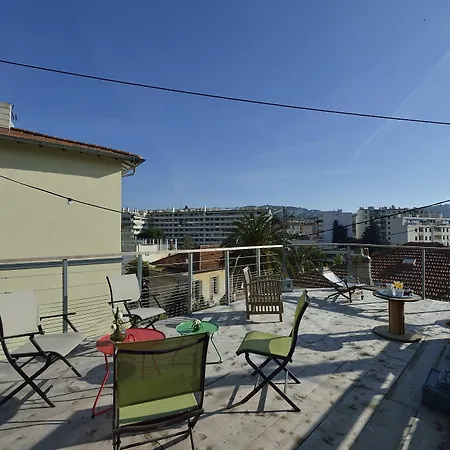 Du Roc Fleuri Bed & Breakfast Cannes