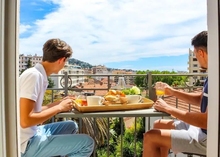 Bed & Breakfast Du Roc Fleuri 3*