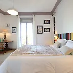 Du Roc Fleuri לינה וארוחת בוקר