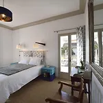 Du Roc Fleuri Bed & Breakfast Cannes